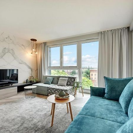 Sadova Old Town Apartment กดัญสก์ ภายนอก รูปภาพ